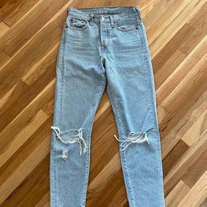 Levi's Wedgie Cut Jean